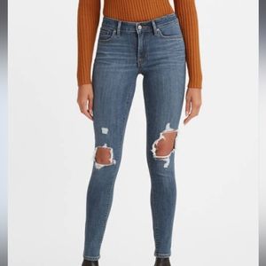 Levi’s 711 skinny